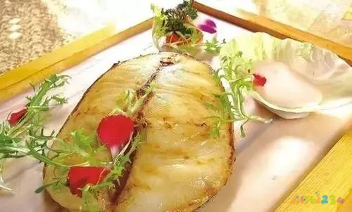 煎鳕鱼 家常_红酒柠檬煎鳕鱼_鳕鱼怎么煎不会煎散了