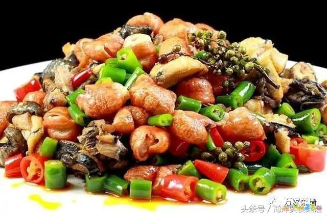 东北菜香辣肉丝_东北香辣肉丝的家常做法_东北辣肉丝的做法