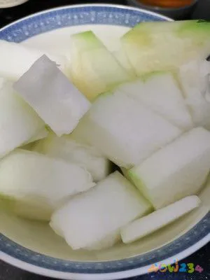 红烧冬瓜的家常做法_鲜扇贝丁汤的家常做法_冬瓜虾仁汤的家常做法