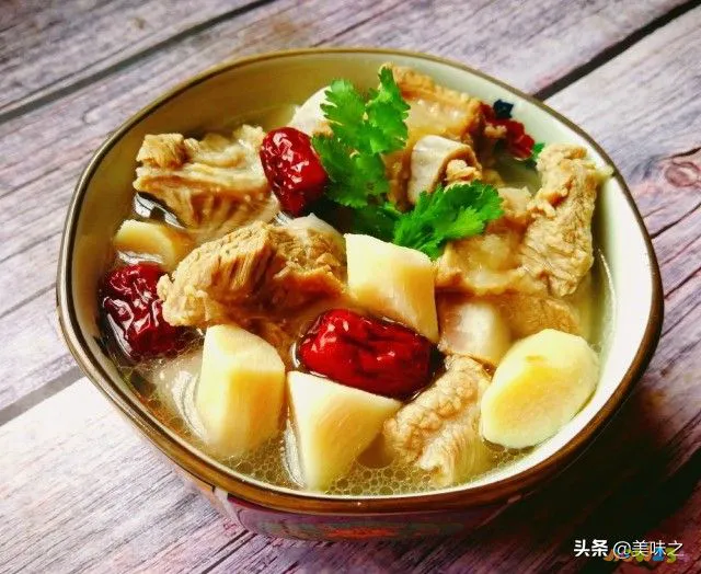 排骨汤的做法大全家常（分享家常排骨汤的18种做法）