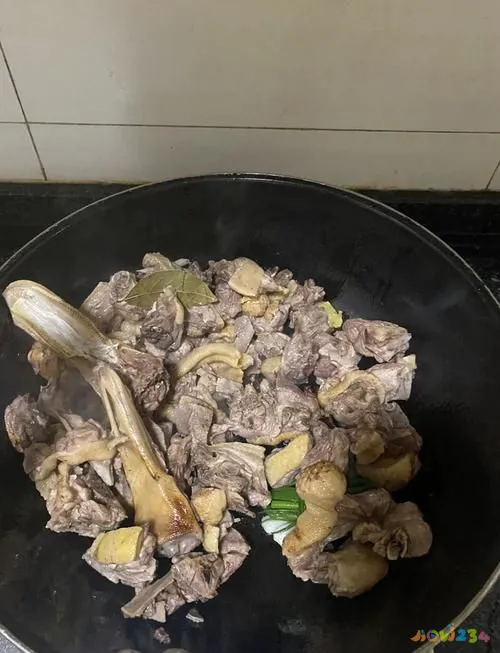 鸭啤酒鸭的做法_啤酒鸭的家常做法视频_鸭啤酒鸭怎么做好吃