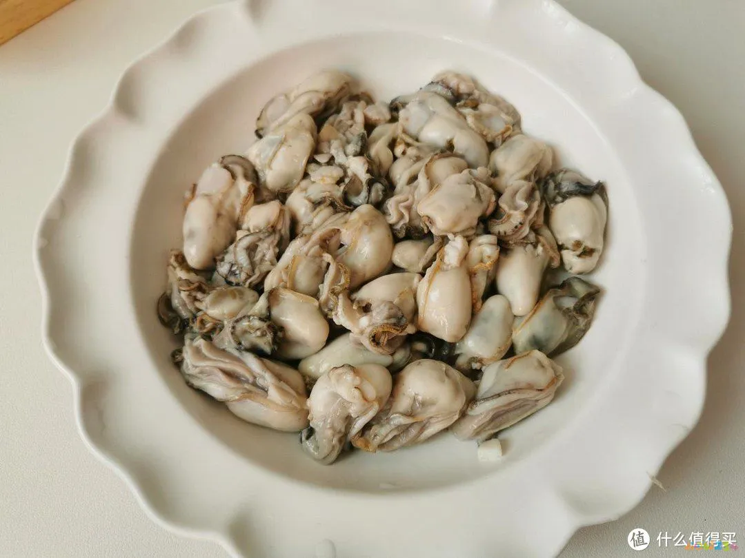 生蚝怎么做好吃？别蒸别水煮，分享简单又好吃的做法，鲜嫩肥美