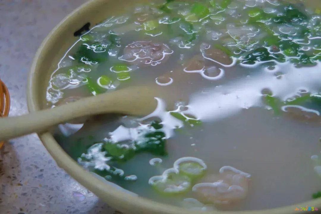 家常大菜_家常美食07名师快手私房菜_菜丸子的家常做法炸丸子