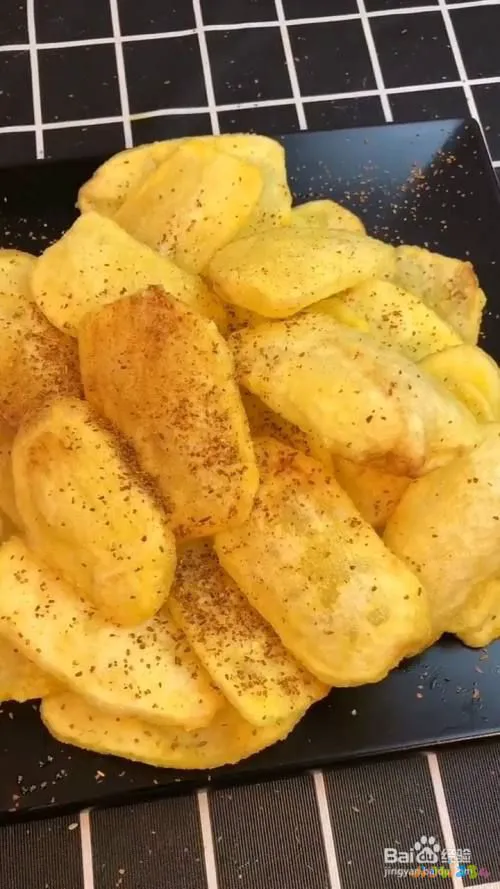 炸薯条的家常做法_炸甜红薯条的做法_炸白薯条的做法大全