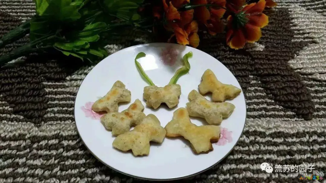 甜饼芋头的做法_家常鳕鱼做法大全家常_家常厚甜饼的做法