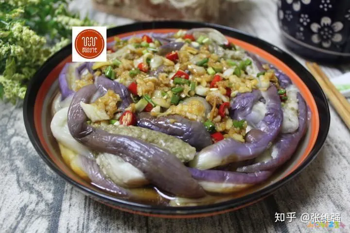 油茄子咸菜的家常做法_茄子 咸菜做法_油淋茄子的家常做法
