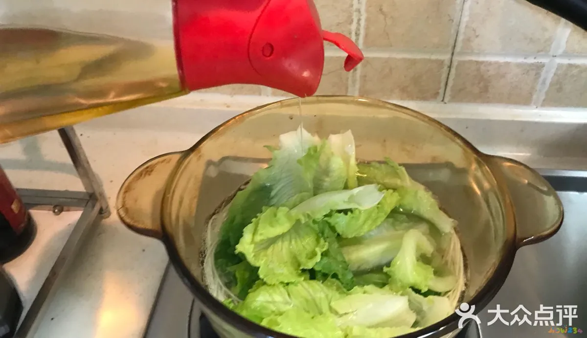 焖饼丝的家常做法_家常闷饼的方法_闷饼丝的家常做法