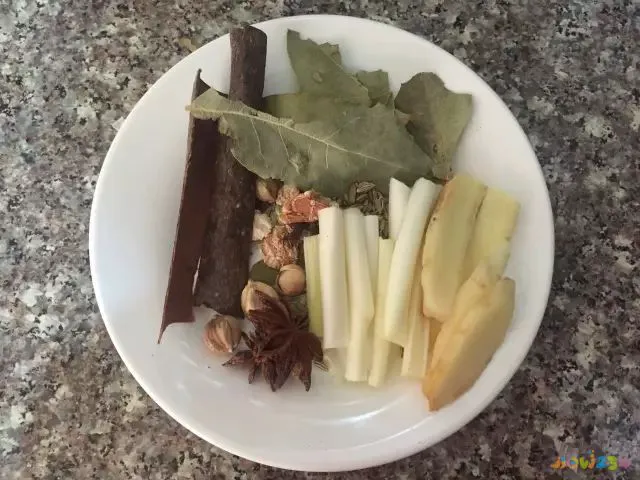 最简单的肘子做法大全_肘子的家常做法_肘子的家常做法简单好吃