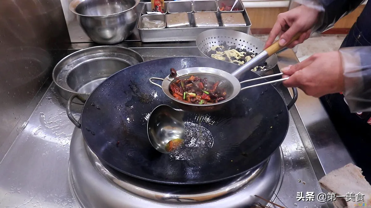 家常素汤的100种做法图_素汤的做法大全家常汤_素酸辣汤的家常做法