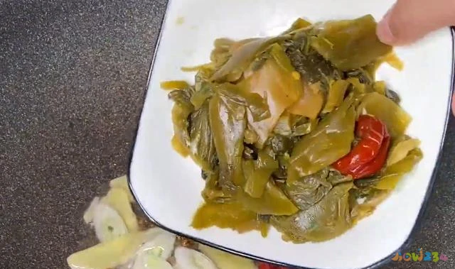 酸菜黑鱼汤的做法_酸菜鲈鱼汤的做法窍门_酸菜鱼汤的家常做法