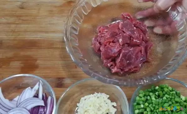 烤牛肉的家常做法_爆炒牛肉家常做法_水煮牛肉家常做法