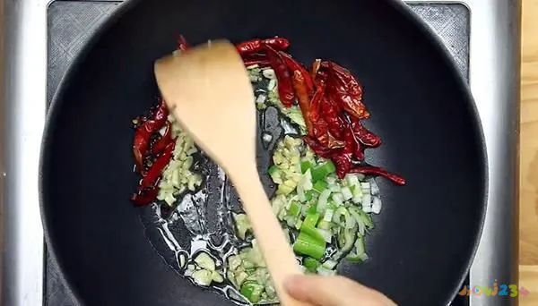 油焖尖椒的家常做法_尖椒干豆腐的家常做法_尖椒的做法大全家常