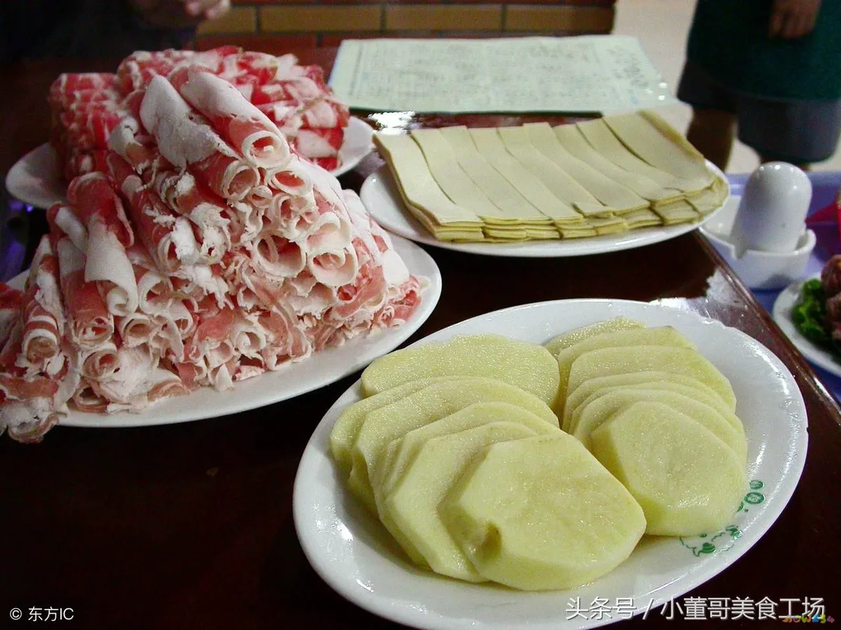 火锅配方炒料底详细制作视频_自制火锅底料家常做法_火锅配方炒料底详细制作过程