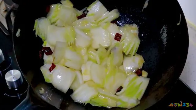 家常醋溜白菜_醋溜白菜做法大全家常_家常白菜做法醋溜白菜