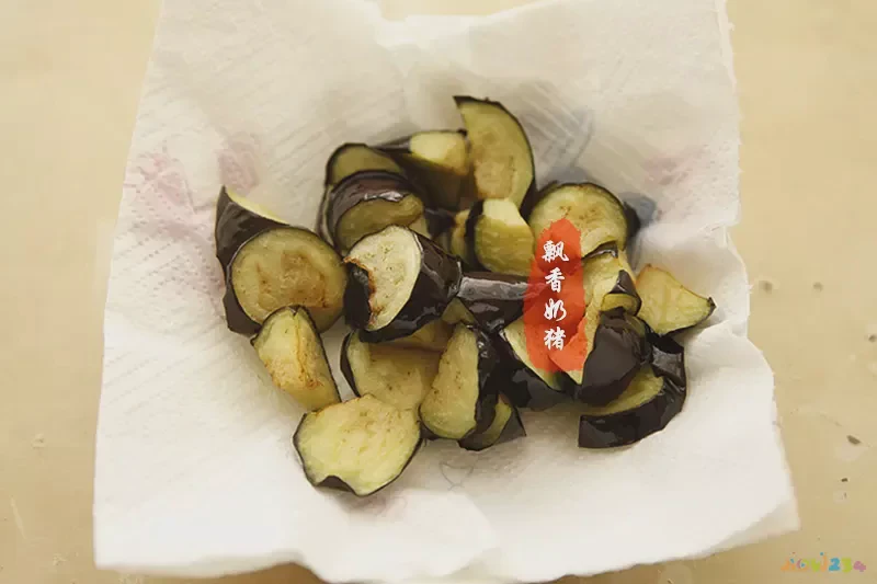 三鲜地怎么做好吃_正宗地三鲜做法视频_家常地三鲜