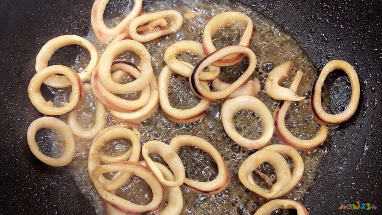 鲜鱿鱼的做法大全家常_鱿鱼豆芽做法大全家常_凉拌鱿鱼做法大全家常