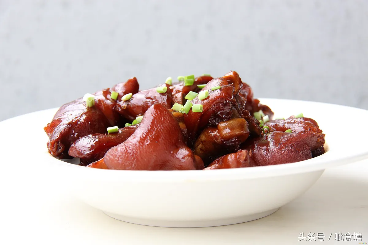 酱猪蹄的家常做法_家庭酱猪蹄的做法_酱猪蹄咋做