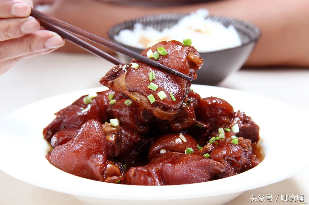 家庭酱猪蹄的做法_酱猪蹄的家常做法_酱猪蹄咋做