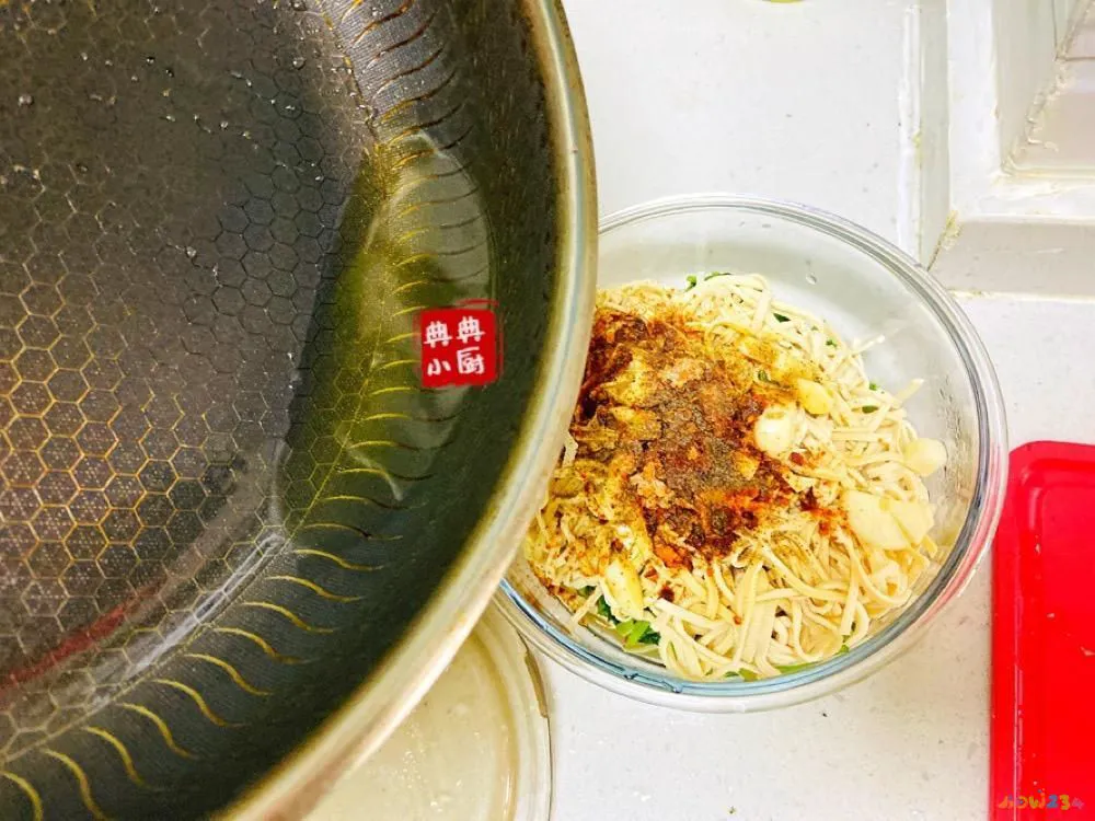 凉拌菜谱家常菜做法_凉拌海带丝家常做法_家常创意菜菜谱特色