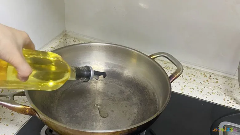 茄子炒肉末的家常做法_王家渡麻辣香锅的家常做法视频_麻辣香锅的家常做法