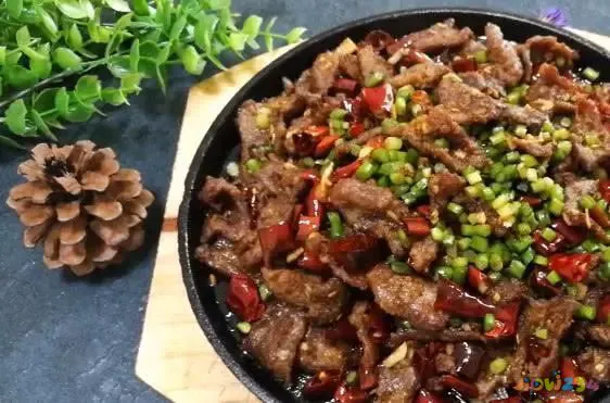 爆炒牛肉家常做法_水煮牛肉家常做法_烤牛肉的家常做法