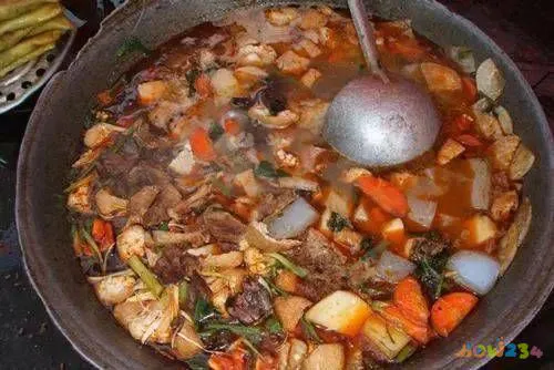 如何做面哨子_面的哨子怎么做简单又好吃_哨子面的家常做法