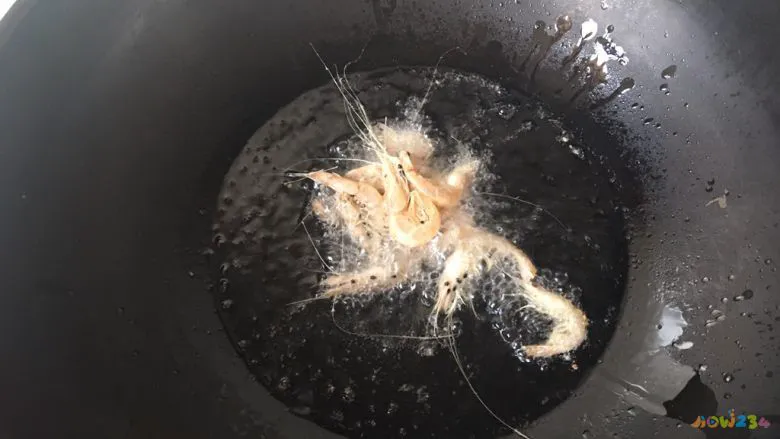 软炸虾仁的家常做法_软炸虾仁的做法视频_软炸虾仁的做法步骤图