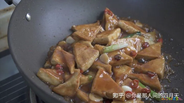 鳕鱼豆腐的家常做法_韩式鳕鱼炖豆腐的做法_酸菜鳕鱼炖豆腐的做法