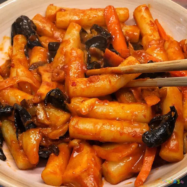 煮年糕的10种家常做法_板鸭烧年糕家常做法_蒸年糕的做法家常做法