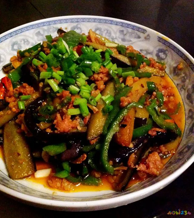 红烧茄子的家常做法_红烧茄子土豆的家常做法_红烧茄子茄子做法大全家常