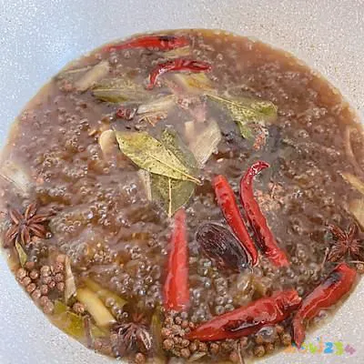 酱猪蹄的家常做法_家常酱猪蹄的做法_家庭酱猪蹄儿制作方法窍门