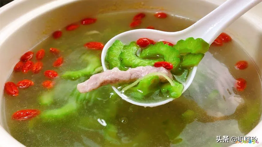 夏季多喝汤，身体才健康，建议多喝这8道爽口去腻汤，家常做法