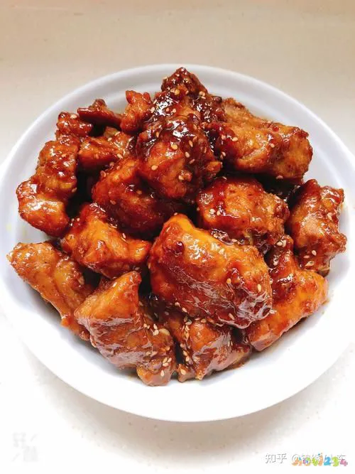 青椒胡萝卜家常做法_胡萝卜青椒炒肉的做法大全家常_蟹的做法家常爽口萝卜的做法