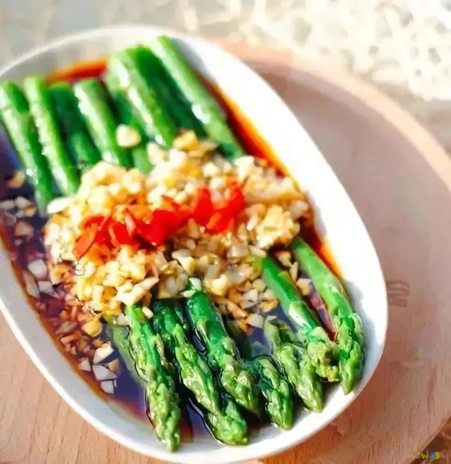 白菜家常做法焖饼视频_白菜焖饼的家常做法_白菜家常做法焖饼怎么做