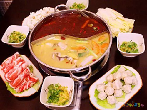 家常排骨火锅怎么做好吃_芝士火锅做法家常做法_排骨火锅的家常做法