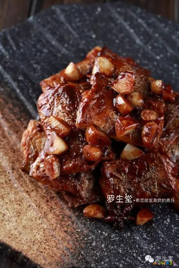 茼蒿烧刀鱼家常做法_清炖刀鱼的家常做法_家常刀鱼