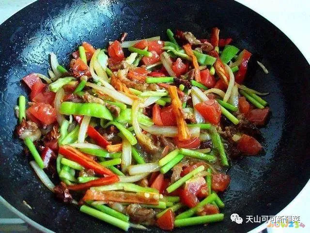 菜拌面的家常做法_家常菜做法拌面图片_家常拌面菜谱大全