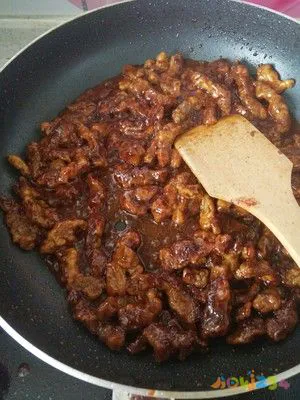 木须肉的家常做法_天津菜木须炒肉做法_红焖肉炖土豆的家常做法