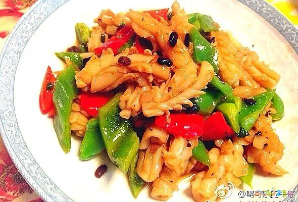 汕头鱿鱼炒韭菜的做法_家常鱿鱼炒韭菜的做法_鱿鱼炒韭菜的家常做法