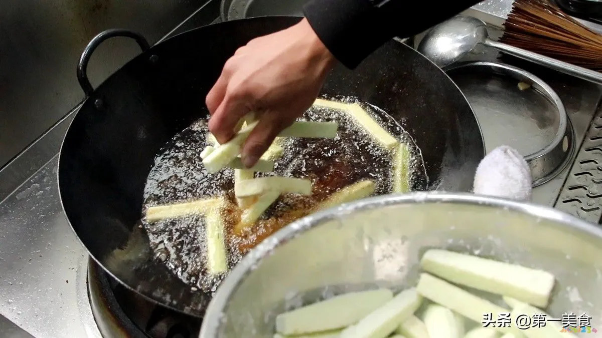 茄子家常做法大全_茄子家常做法_风味茄子家常做法