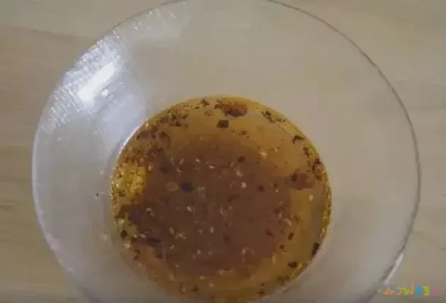 家常版油泼面_油泼面家常做法_油泼面的家常做法文字