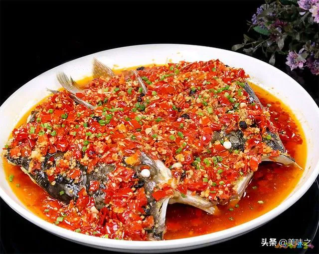 鱼头剁椒鱼头_剁椒鱼头的家常做法_家常鱼头做法剁椒怎么做
