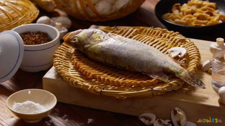 海鲈鱼做法大全家常_家常梭鲈鱼的做法_清蒸鲈鱼的家常做法