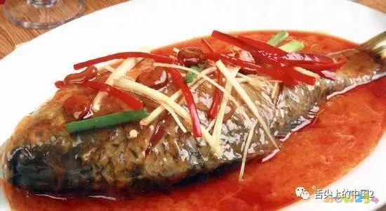 啤酒炖鲫鱼的家常做法_豆腐炖鲫鱼的家常做法_炖鲫鱼的家常做法