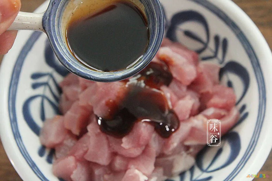 炸里脊的家常做法视频_糖醋里脊的家常做法_焦熘里脊的家常做法