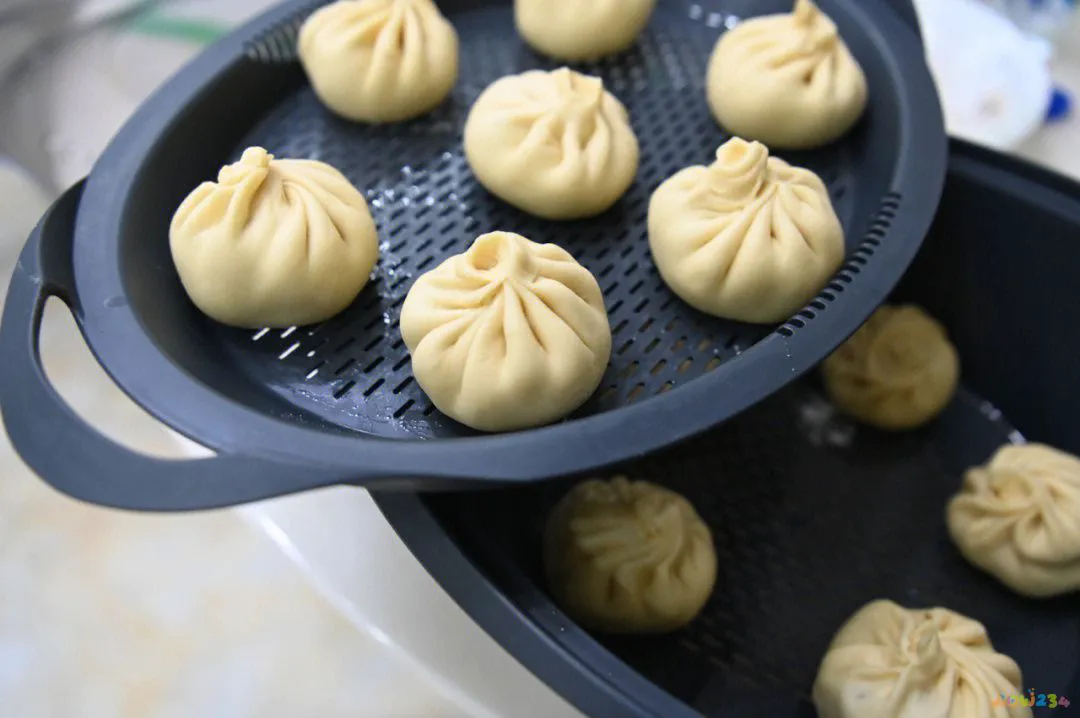 煎饼里果子的做法大全_煎饼果子的家常做法_山东煎饼家常做法