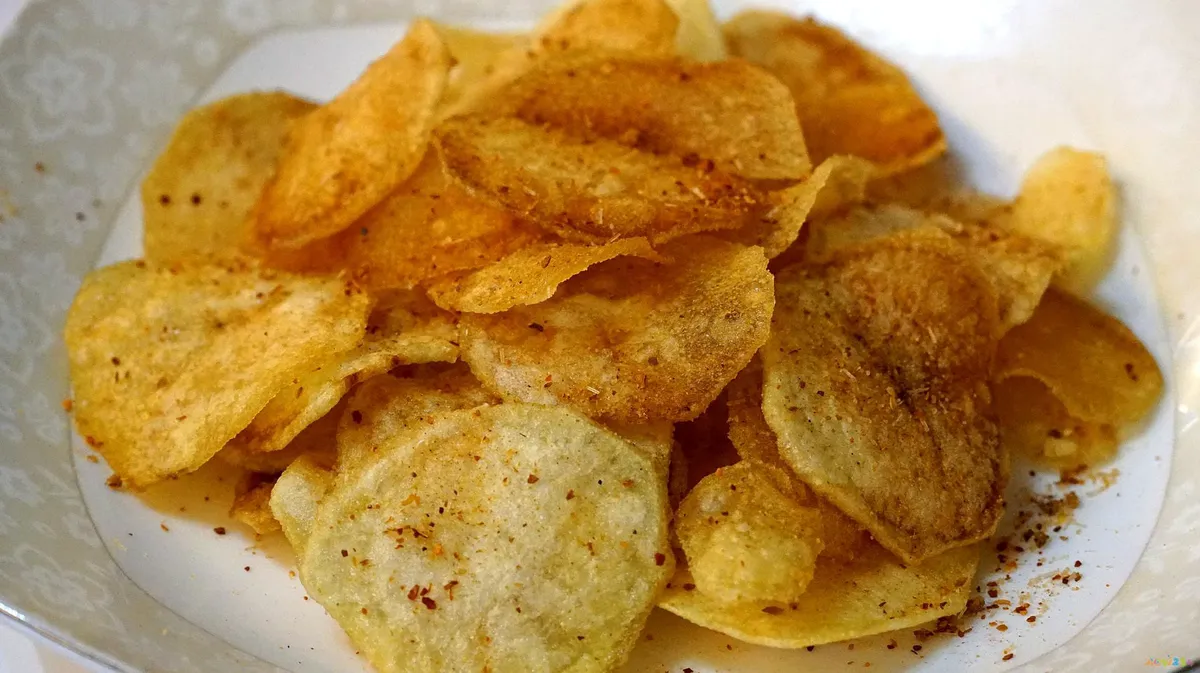 炸甜红薯条的做法_炸薯条的家常做法_炸白薯条的做法大全