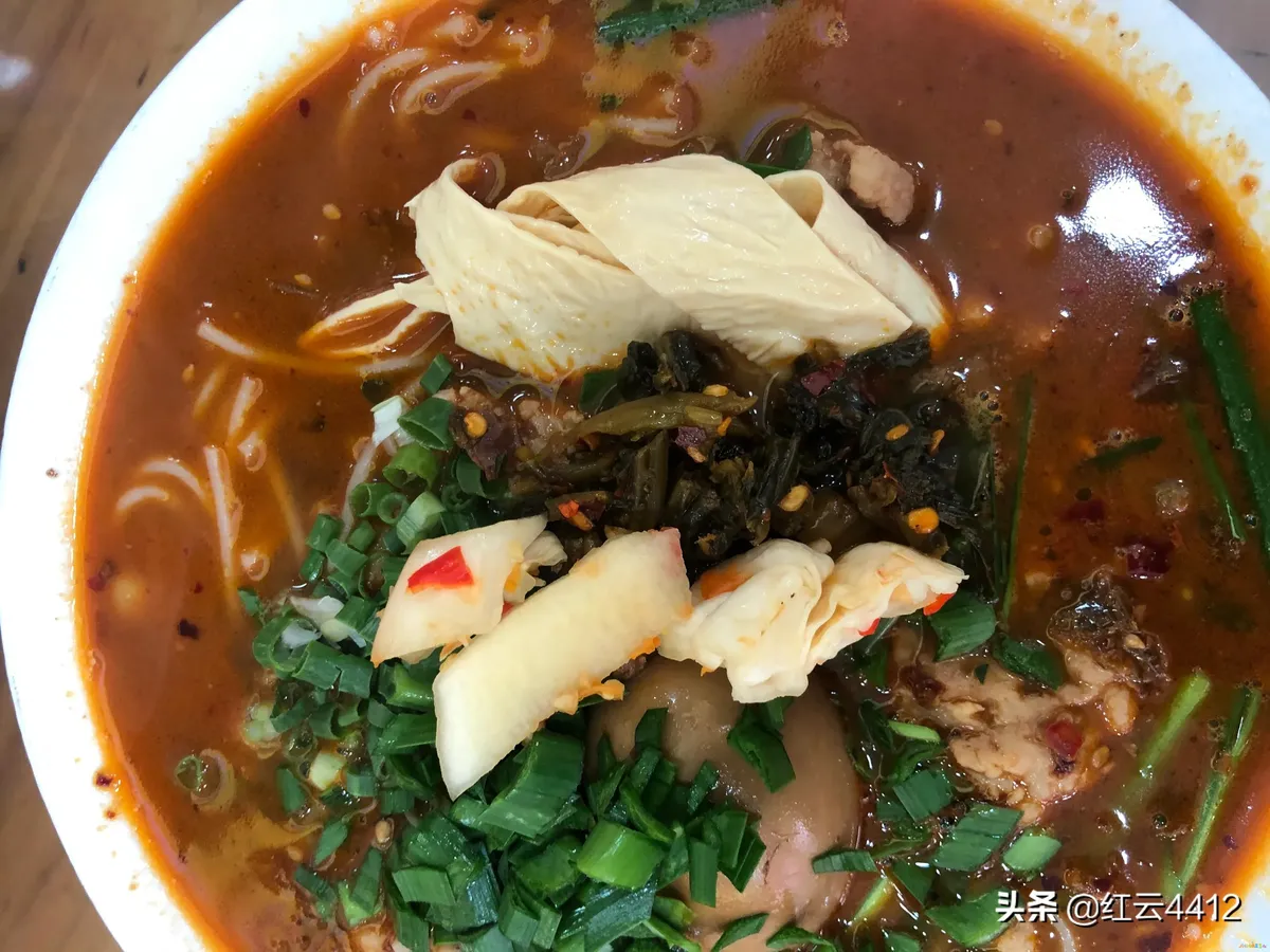 柿子辣酱的家常做法_家常自制香辣酱的做法_东北辣酱的家常做法