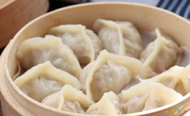 饺子馅酸菜怎么调才好吃_馅饺子家常酸菜做法窍门_酸菜馅饺子的家常做法