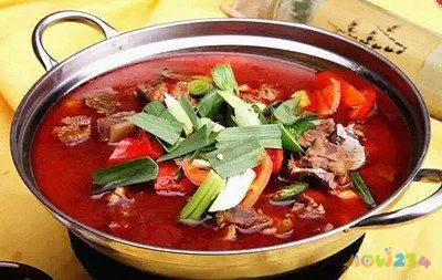 家常排骨火锅怎么做好吃_排骨火锅的家常做法_芝士火锅做法家常做法